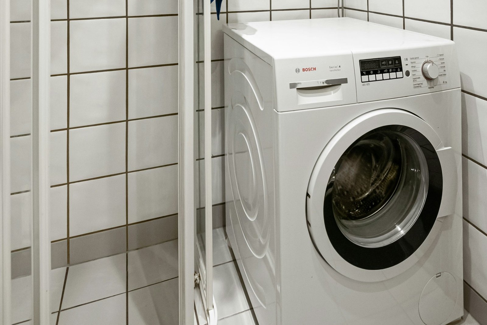 Waschmaschine im Waschraum